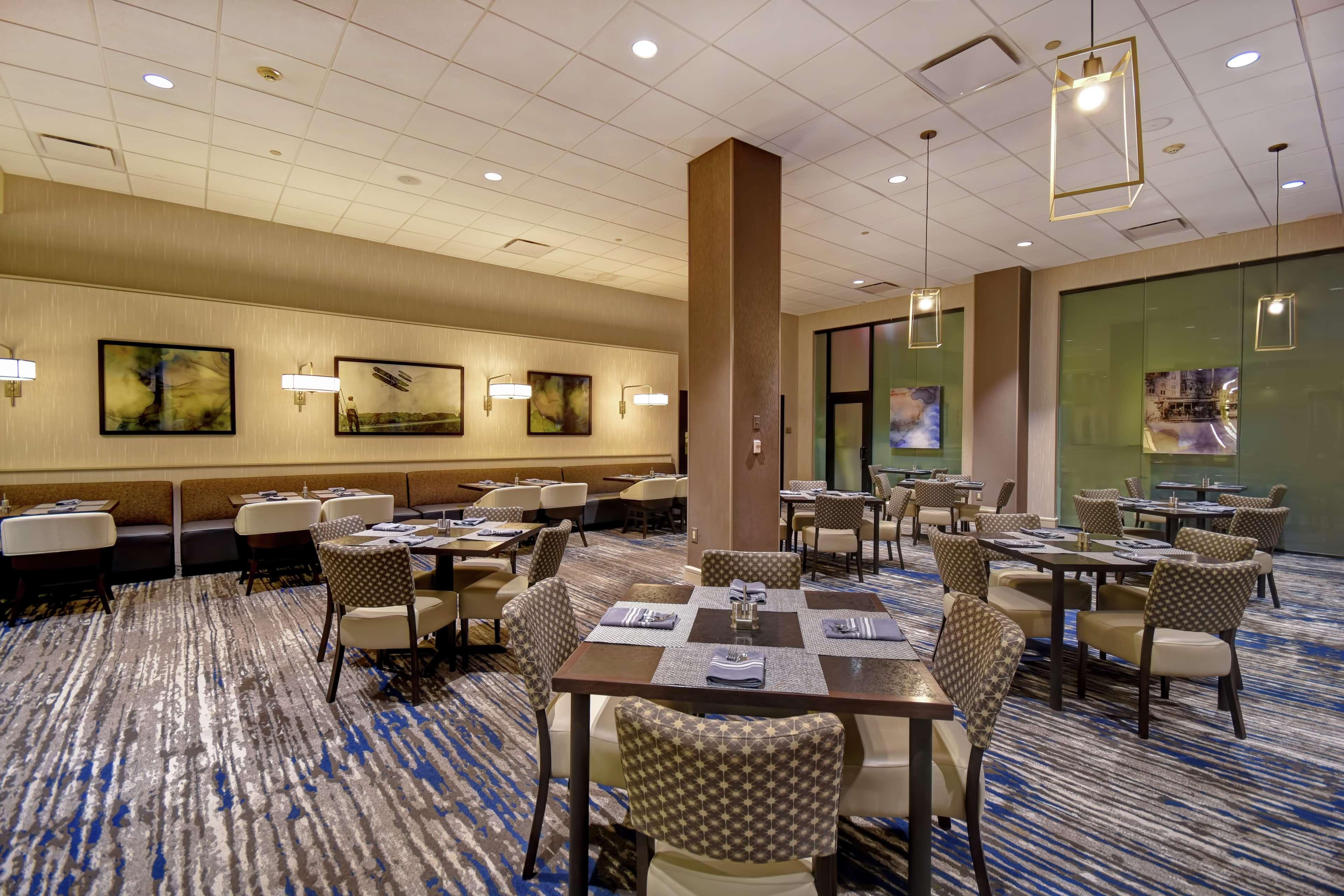Embassy Suites Montgomery - Hotel & Conference Center Exterior foto